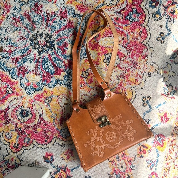 NWOT Hand Tooled Leather Bag - Picture 4 of 11